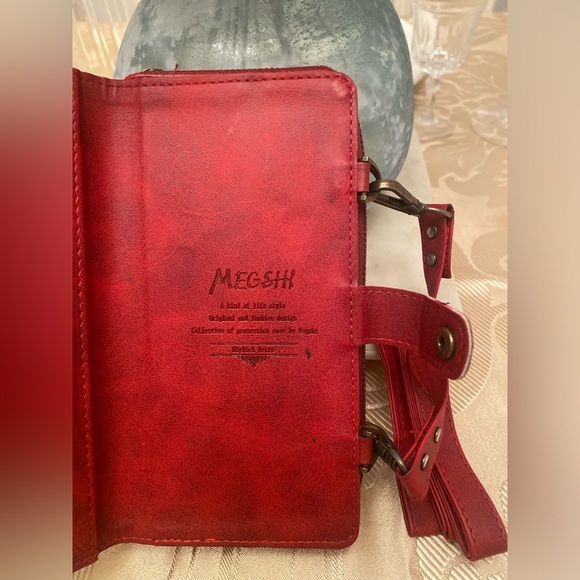 SOLD. Megshi wallet on strap - Picture 2 of 10